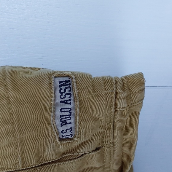 U.S Polo Assn Mens Khaki Cargo Shorts Button fly Velcro Pockets Preppy Sz.31 - Picture 2 of 15